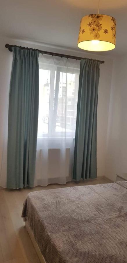 Апартаменты Apartament Modern Ioan Popasu Брашов Экстерьер фото